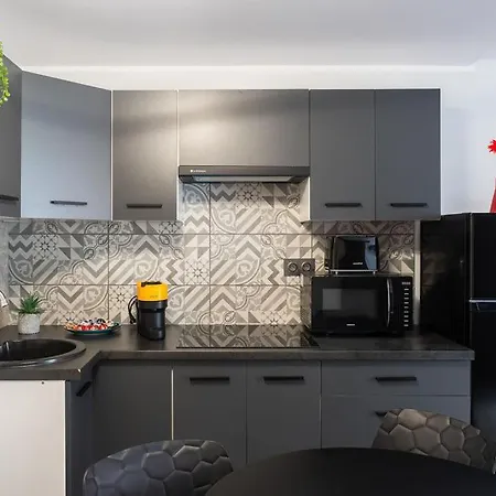 Residenza Santa Anastasia With Parking Included Appartement