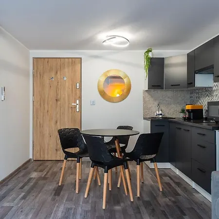 Residenza Santa Anastasia With Parking Included Appartement *